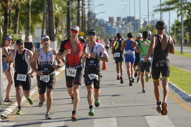 Domingo é dia de Sesc Triathlon Caiobá, em Matinhos, pr (paraná)