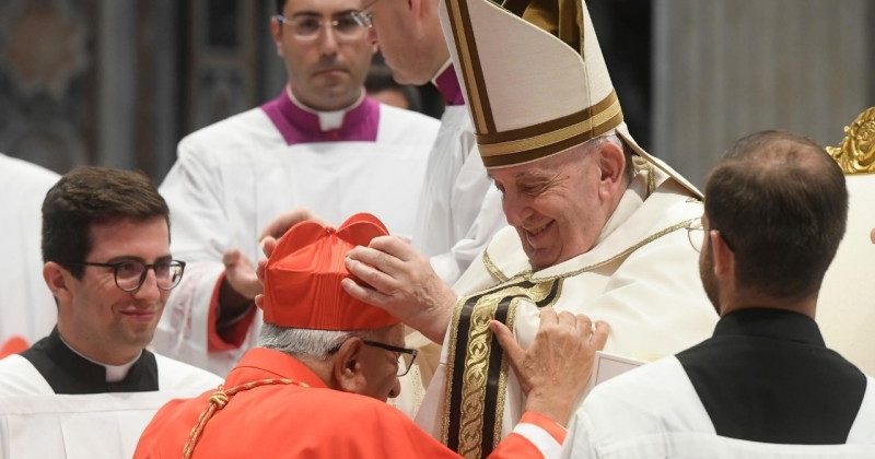 Papa Francisco Empossa 20 Novos Cardeais; Dois São Brasileiros | D ...