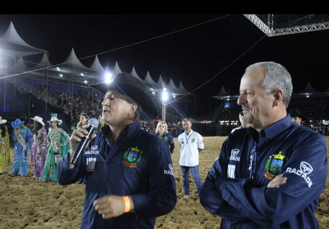 4º Festa de Peão de Boiadeiro de Castro é marcada pela presença de  profissionais